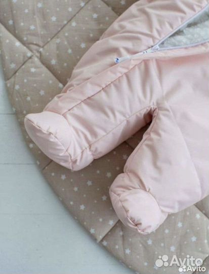 Зимний комбинезон для девочки