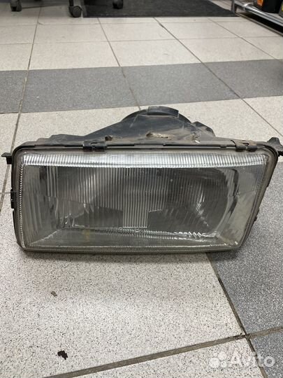 Фара левая audi 80 b3 hella