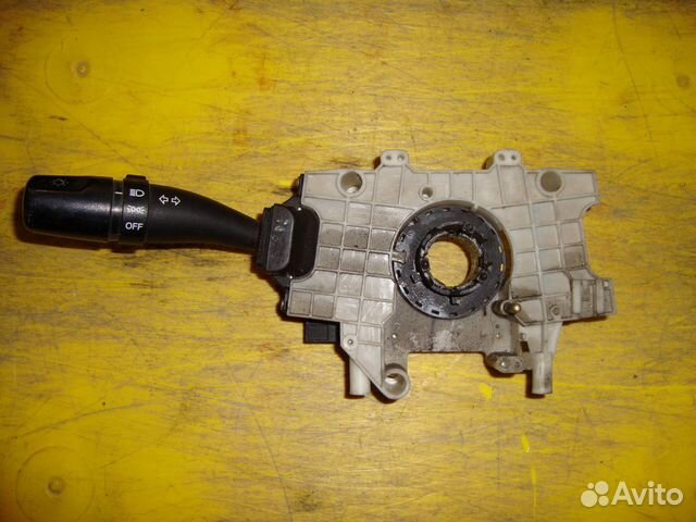 Переключатель поворотов света Accent