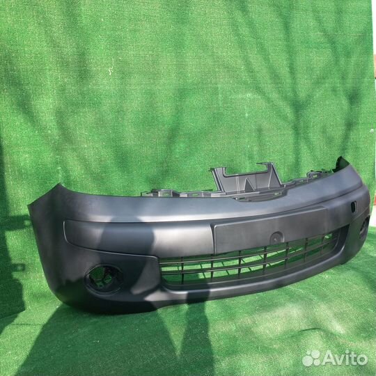 Бампер передний nissan note e11