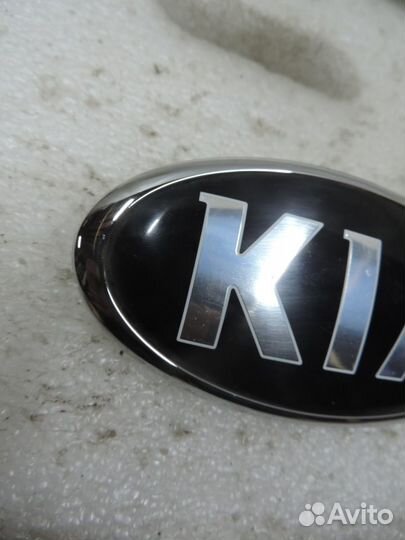 Эмблема решётки радиатора Kia Sportage 2016
