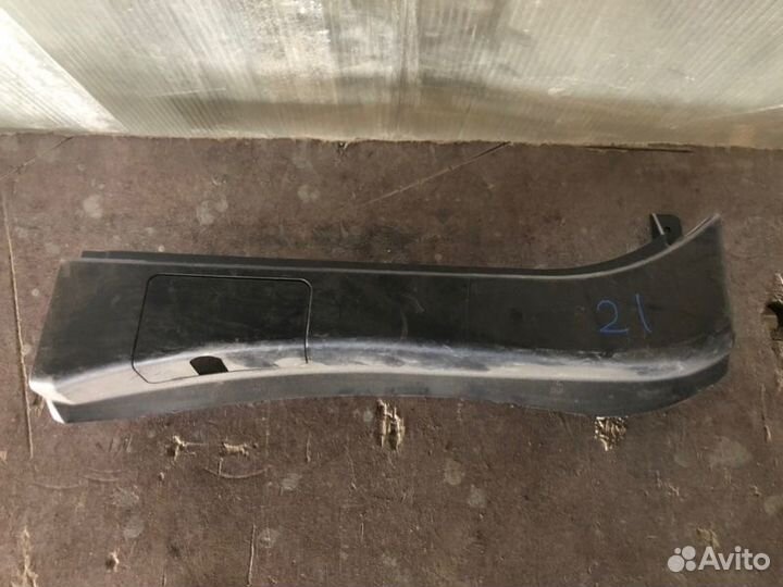 Обшивка багажника правая Bmw X5 E70