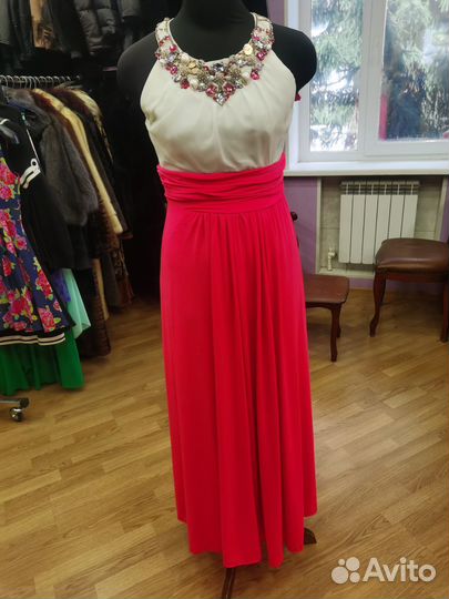 Вечернее платье