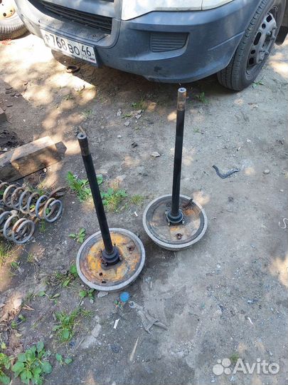 Нива полуоси задние