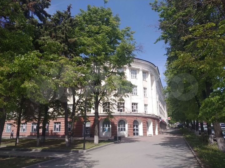 Помещение в центре города 470 м²