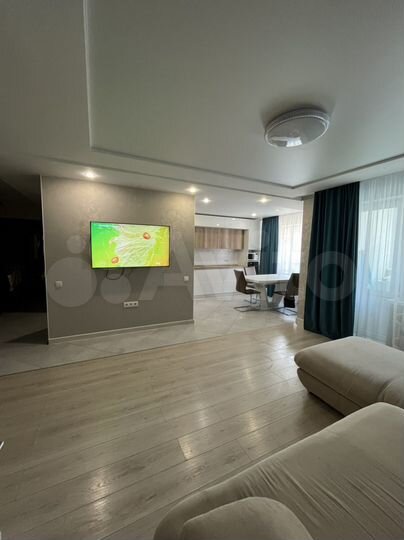 3-к. квартира, 86 м², 3/10 эт.