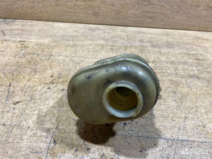 Бачок гидроусилителя Ford Mondeo 3 B82