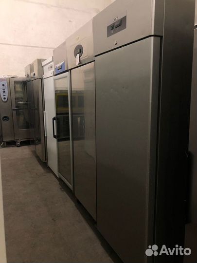 Шкафы холодильные/морозильные, лари