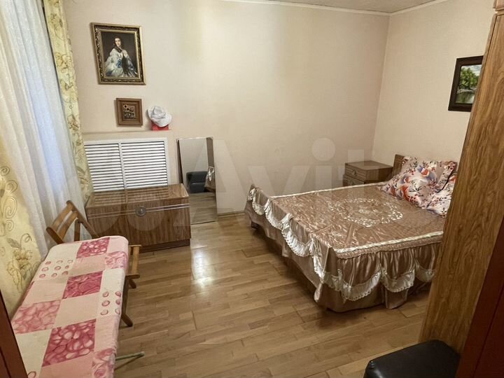 Дом 42 м² на участке 1 сот.