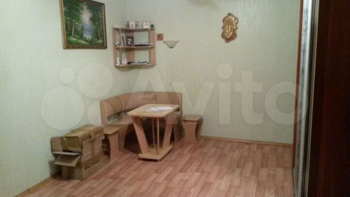 Комната 20 м² в 3-к., 2/2 эт.