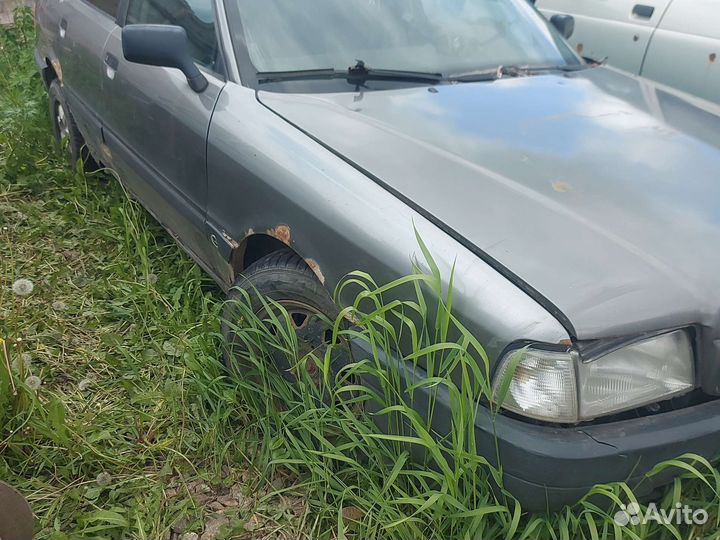 Капот audi 80 b4
