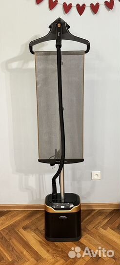 Вертикальный отпариватель Tefal pro style care