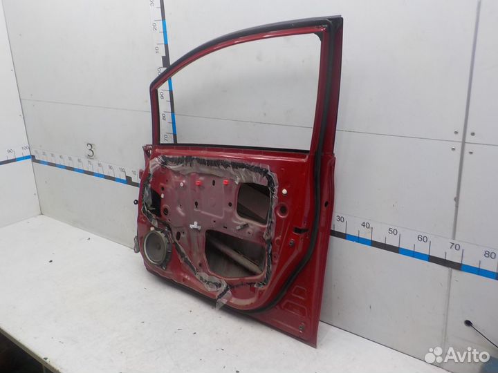 Дверь передняя правая Toyota Auris