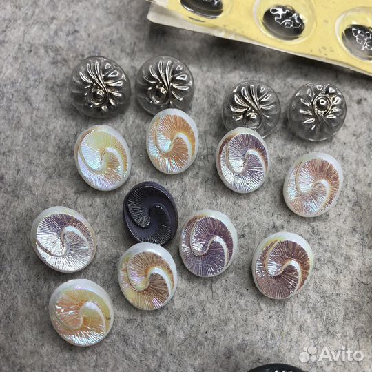 Винтажные стеклянные пуговицы Яблонец