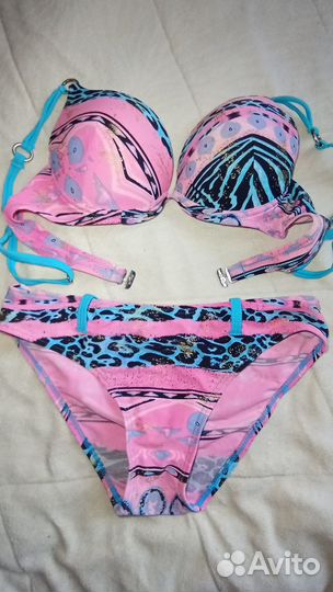 Купальник женский р. 42-44 с пушапом