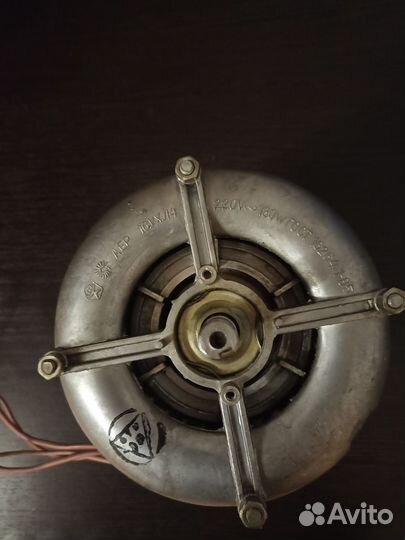 Двигатель от стиральной машины