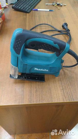 Электролобзик Makita 4326, 450 Вт
