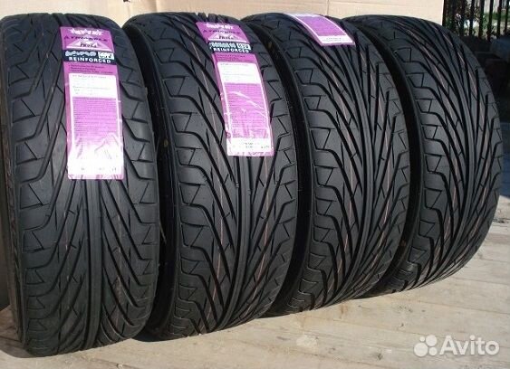 Triangle TR968 235/40 R18 95V