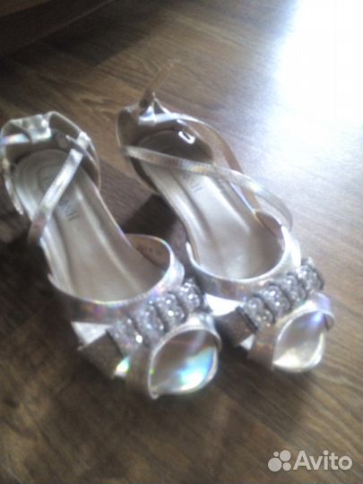 Туфли нарядные