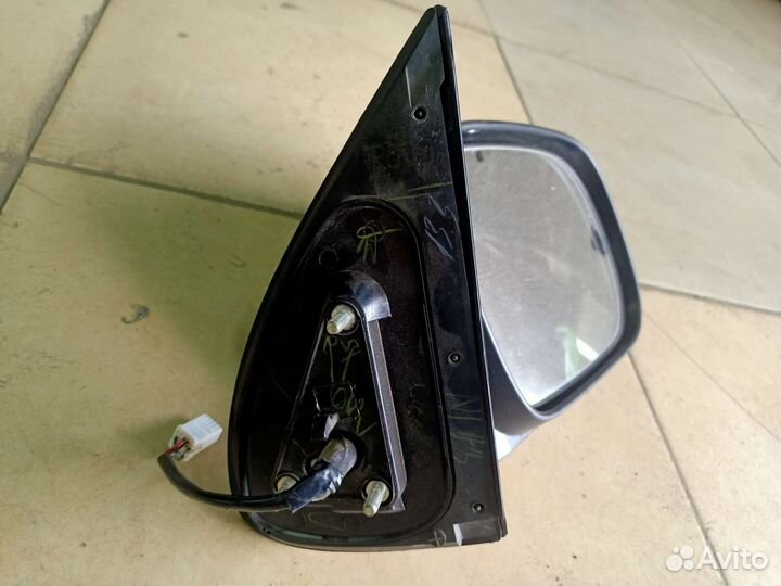 Зеркало Правое Toyota Hilux