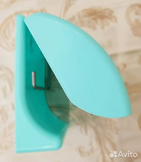 Держатель туалетной бумаги настенный