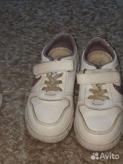 Кроссовки для девочки