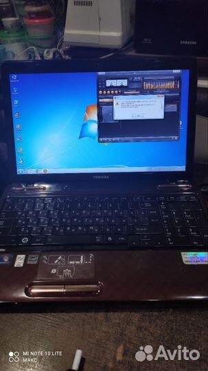 Ноутбук toshiba satellite L755D-11X