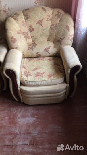 Диван раскладной два кресла