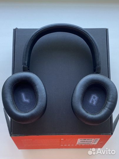 Беспроводные наушники JBL E500BT