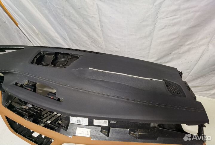 Торпедо BMW 7-Series G11, G12