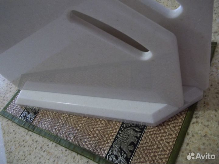 Разделочные доски из камня