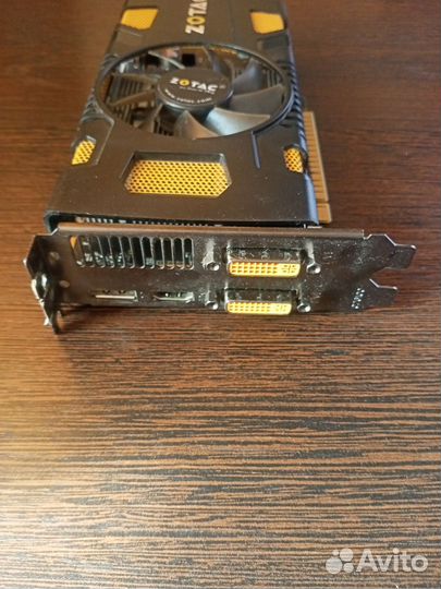 Zotac GTX 550Ti 1GB gddr5 192Bit