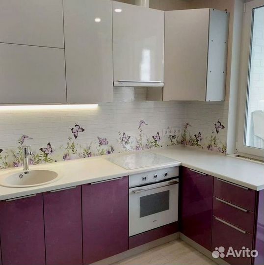 Кухонный гарнитур угловой
