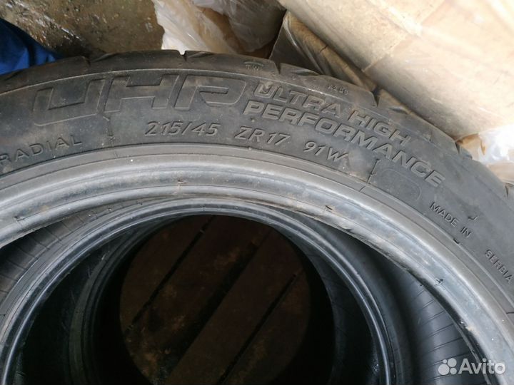 Kormoran Ultra High Performance 215/45 R17 91W