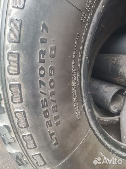 Kumho Road Venture AT 265/70 R17