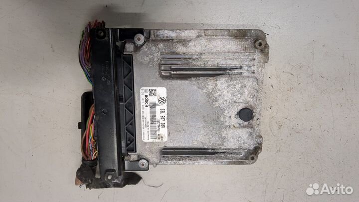 Блок управления двигателем Volkswagen Passat 6