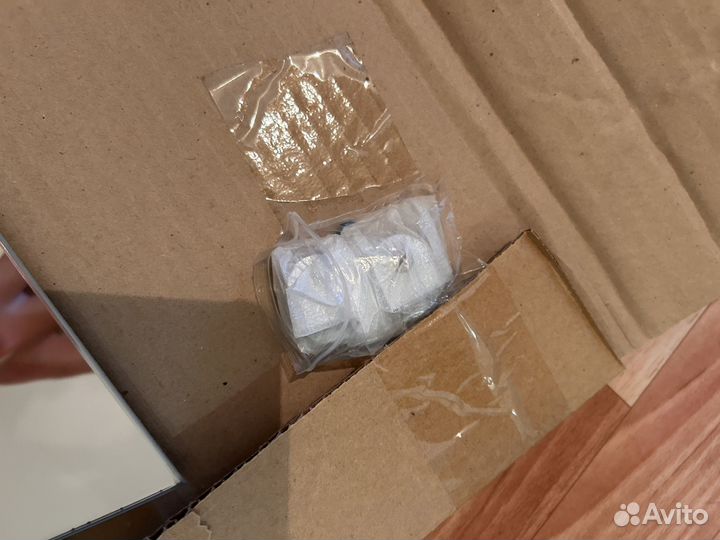 Зеркало настенное