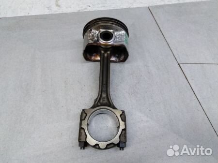 Поршень с шатуном