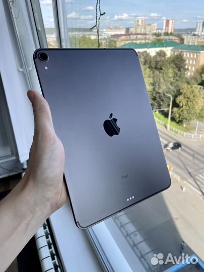 Apple iPad Pro 11 2018 64gb Wifi+Cellular