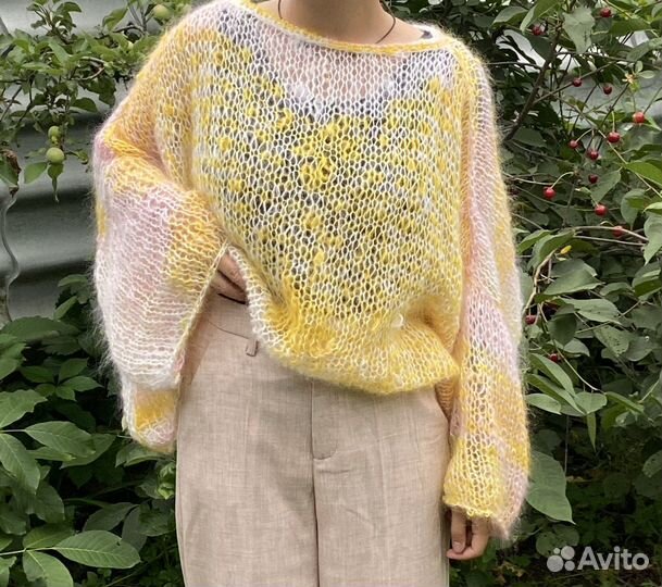 Воздушный свитер паутинка ручной работы
