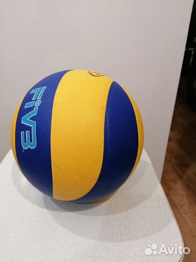 Мячь волейбольный
