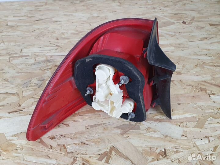 Bmw e91 фонарь задний правый