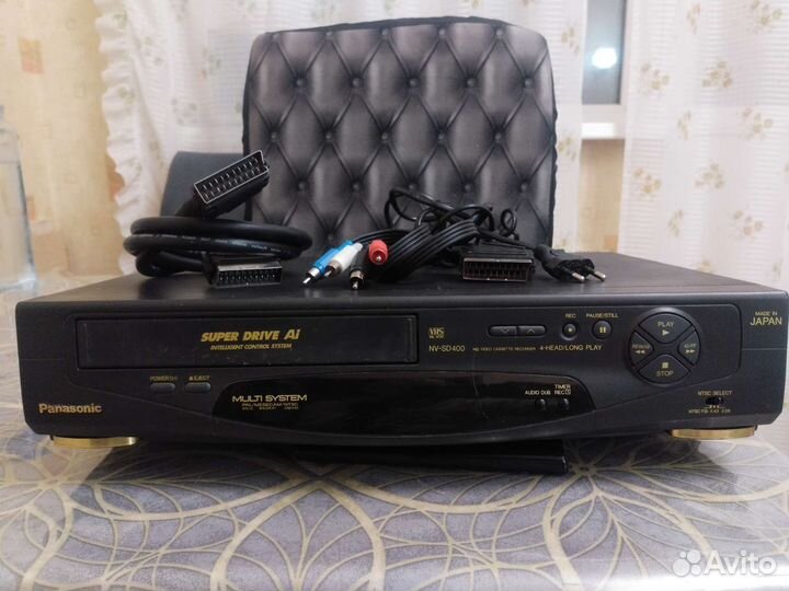 Видеомагнитофон Panasonic NV-SD400