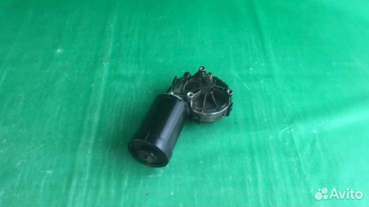 Мотор стеклоочистителя Mercedes W208 W210