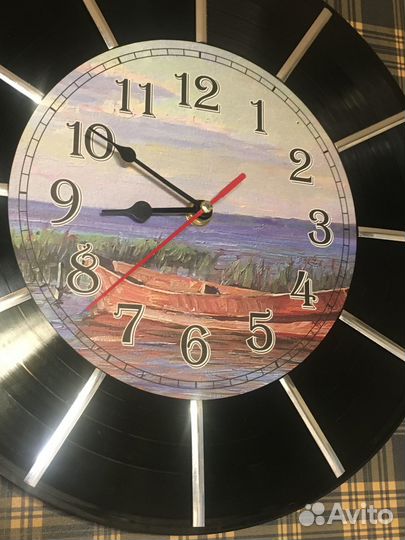 Часы пластинка