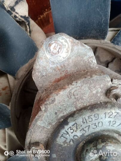 Вентилятор охлаждения радиатора б/у продам