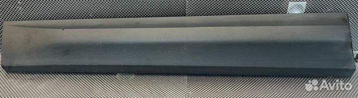 Накладка двери передней левой