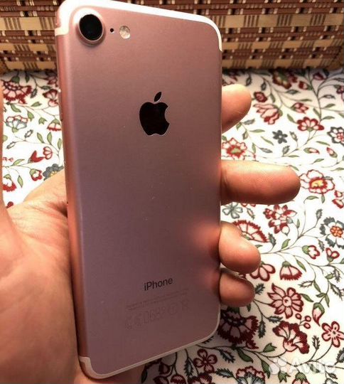 iPhone 7, 32 ГБ