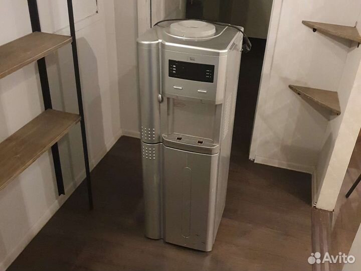 Кулер для воды напольный бу