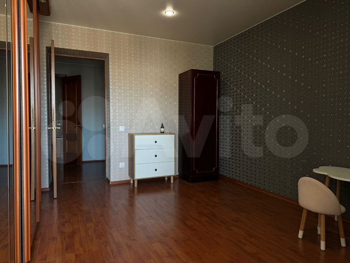 2-к. квартира, 72 м², 6/10 эт.